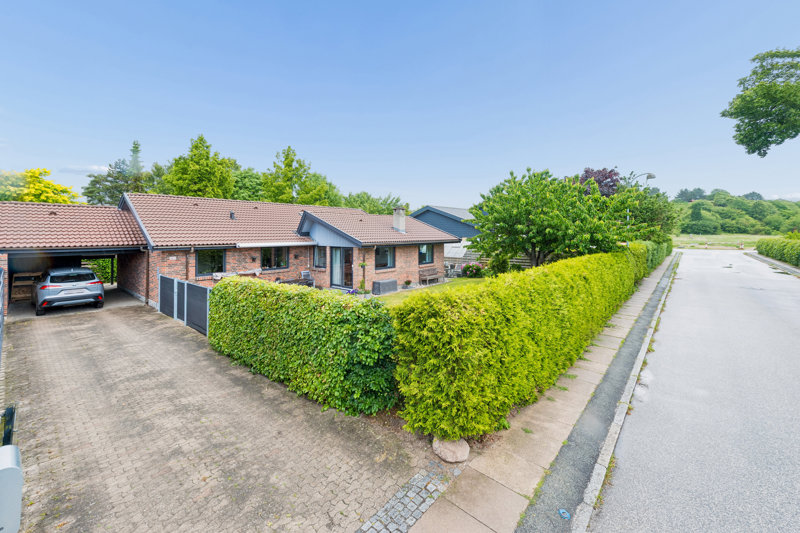 Property image number 1