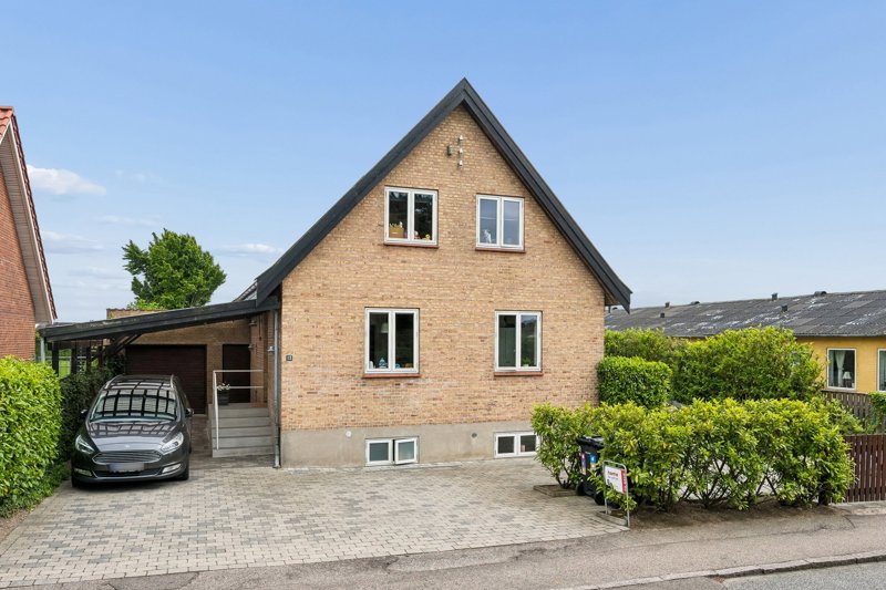 Property image number 2