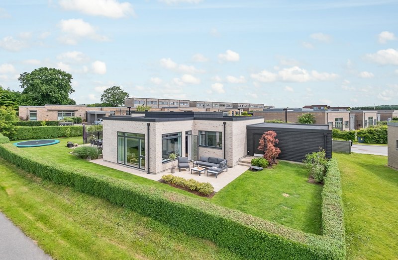 Property image number 2