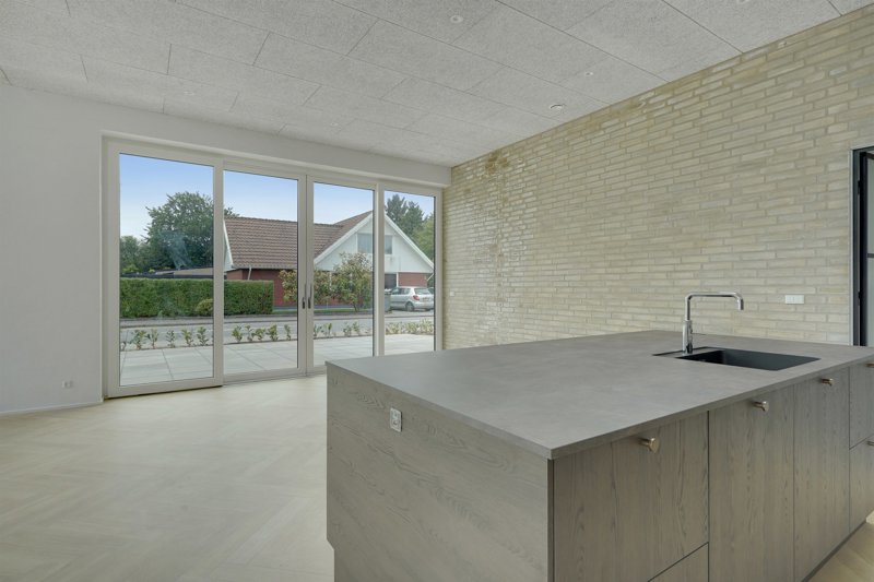Property image number 8