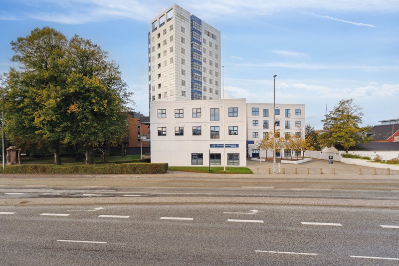 Property image number 2