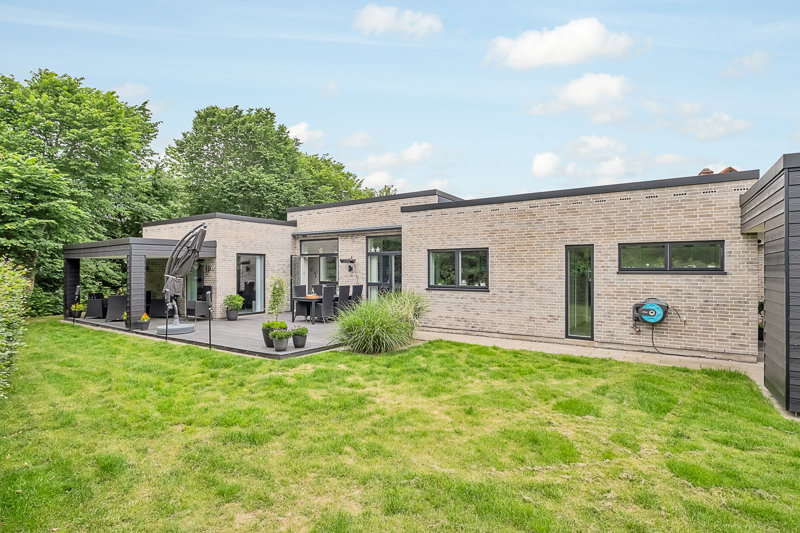 Property image number 2