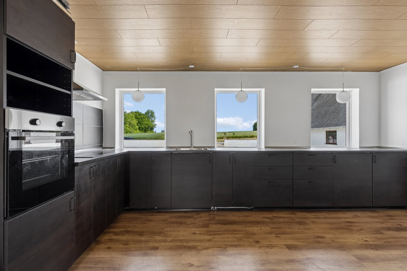 Property image number 8