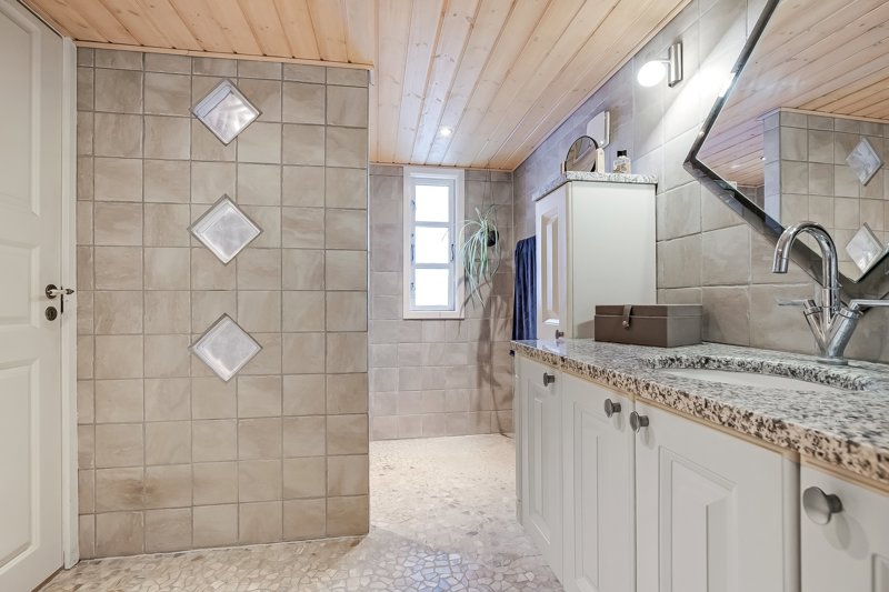 Property image number 9