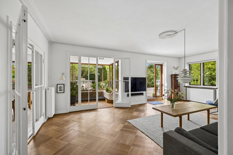 Property image number 2