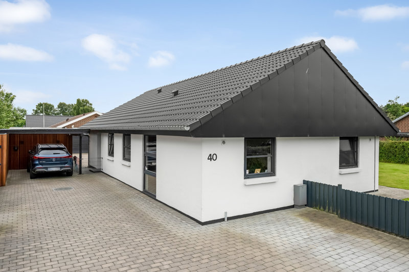 Property image number 2
