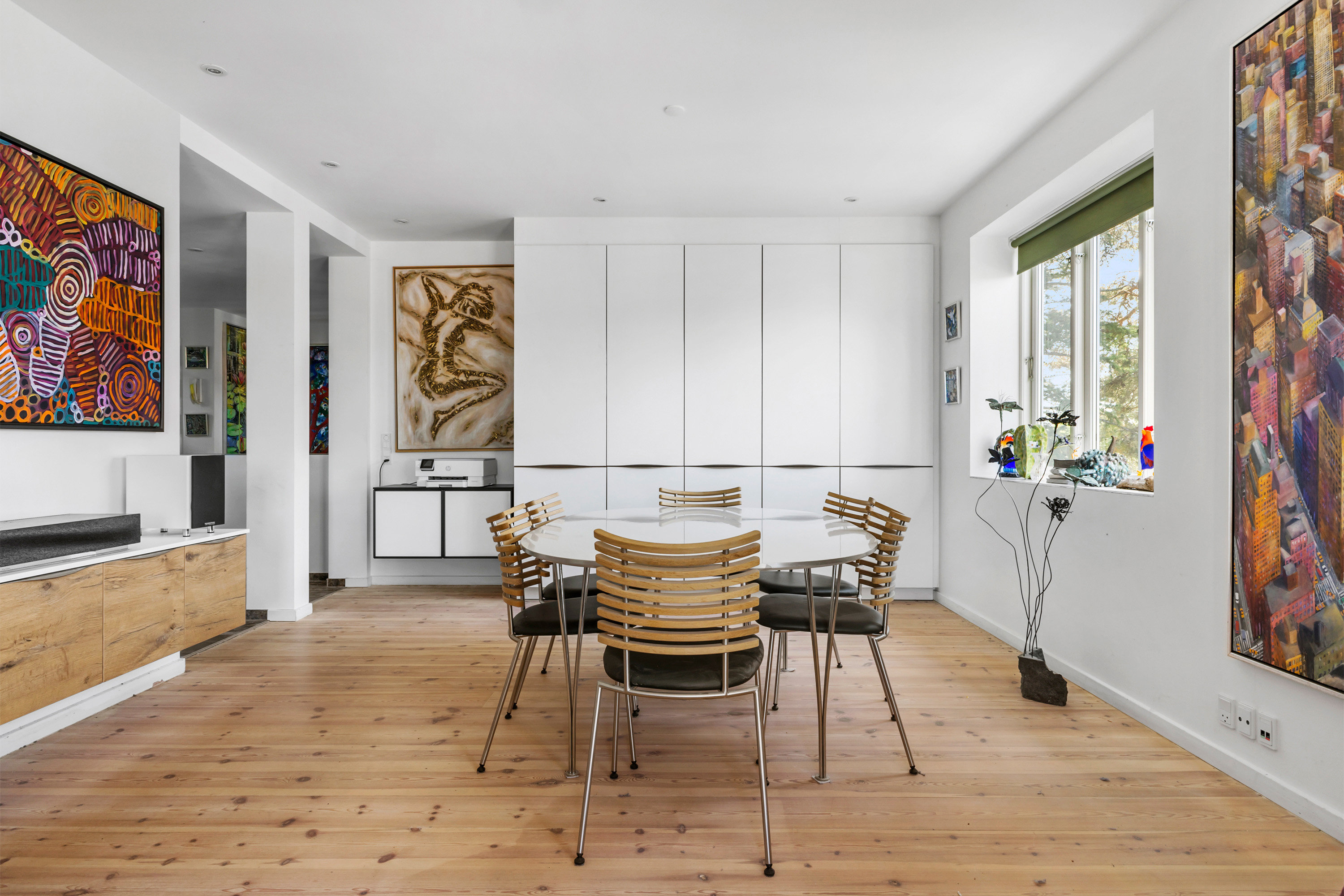 Ejerlejlighed på Ordrupvej 126B, 2. 2920 Charlottenlund.