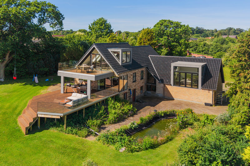Property image number 2