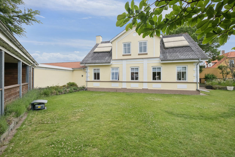 Property image number 2