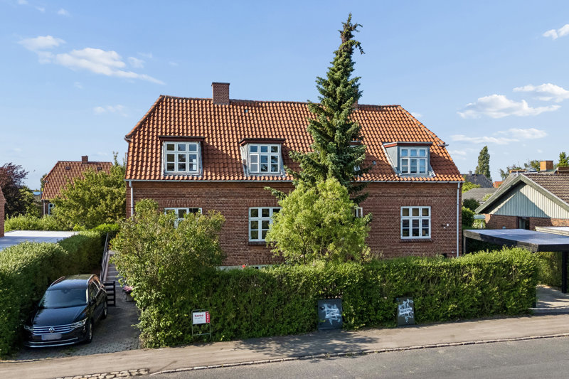 Property image number 1