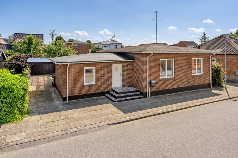 Property image number 1