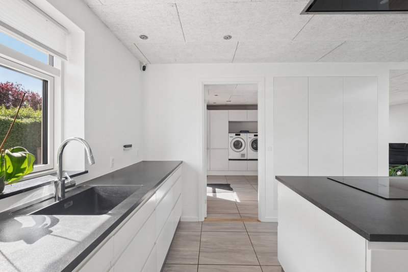 Property image number 6