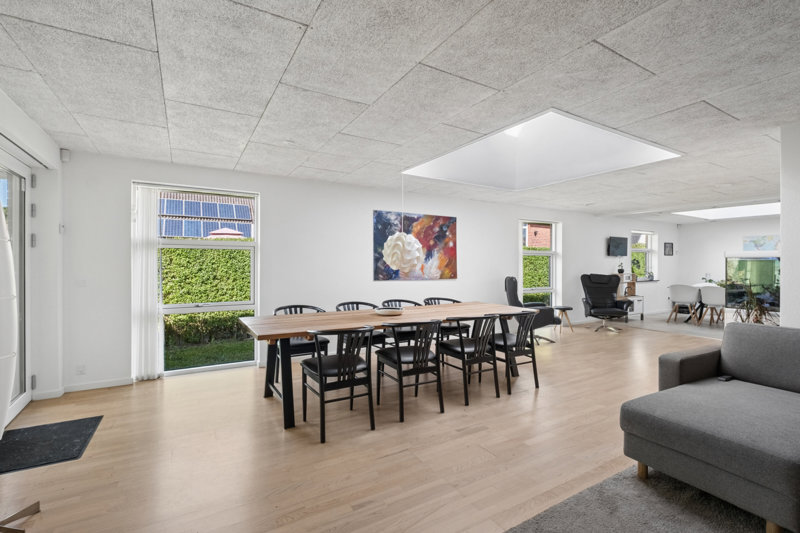 Property image number 2
