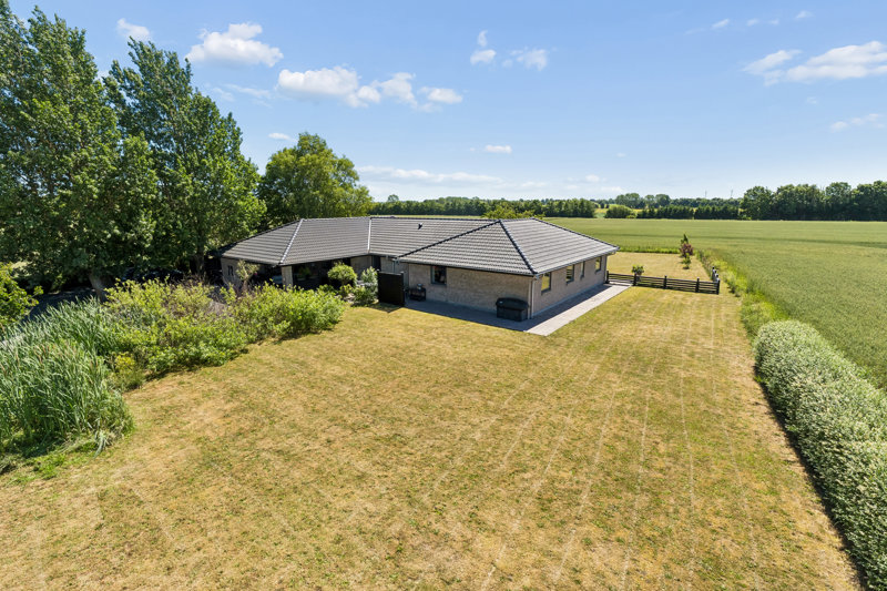 Property image number 2