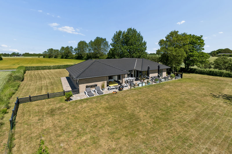Property image number 1