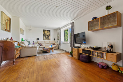 Villa med stor grund og masser af muligheder – centralt i Hedehusene