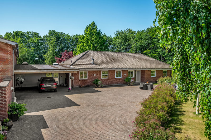 Property image number 2