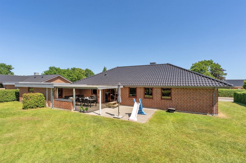 Property image number 2