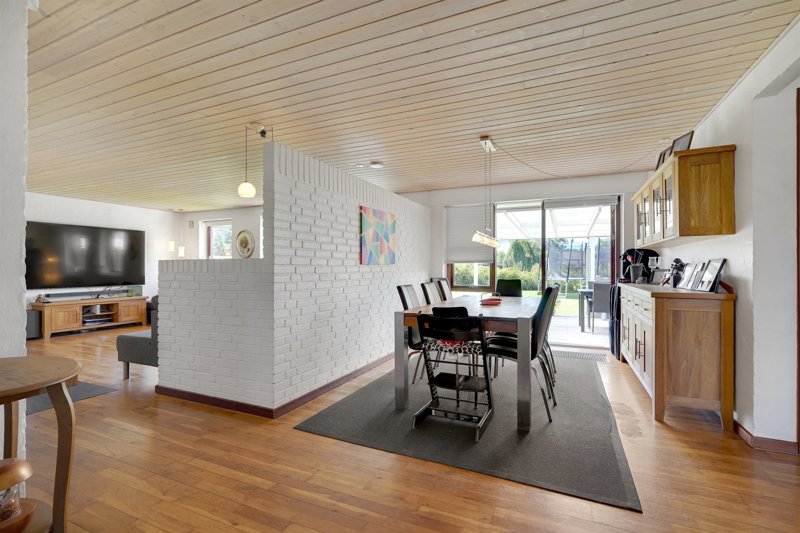 Property image number 8
