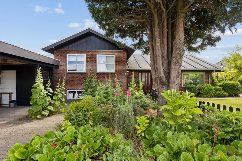 Property image number 2