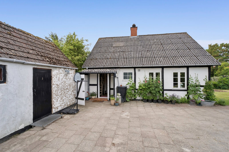 Property image number 2