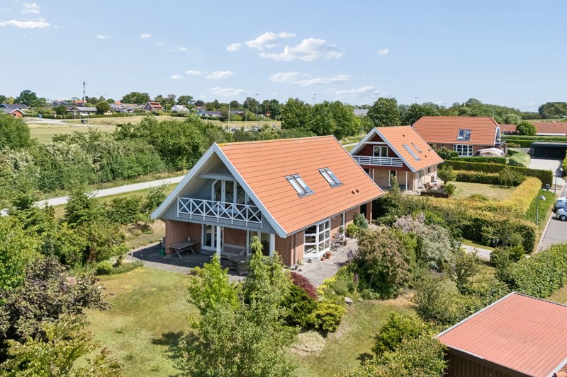 Property image number 2