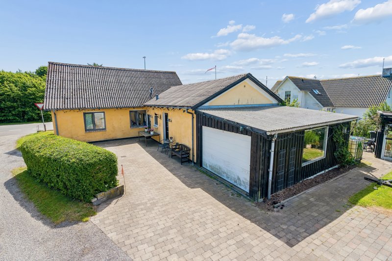 Property image number 2
