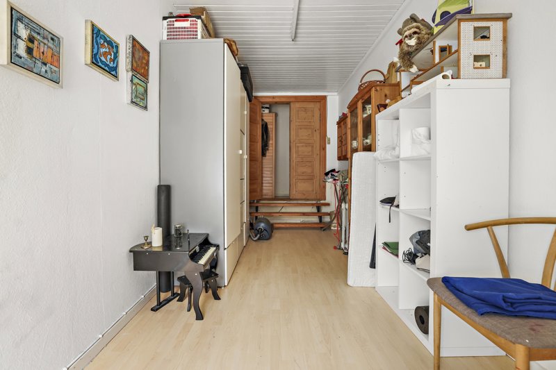 toggle-gallery-image