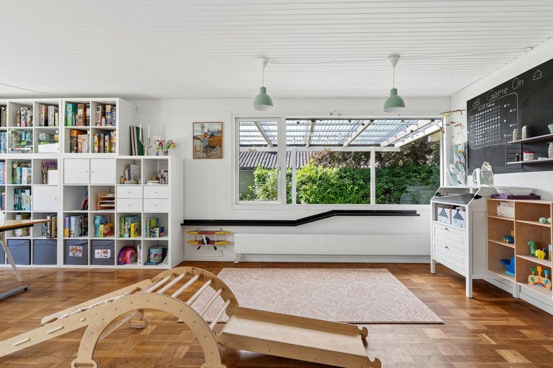 toggle-gallery-image
