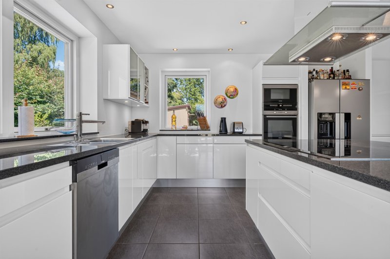 Property image number 8