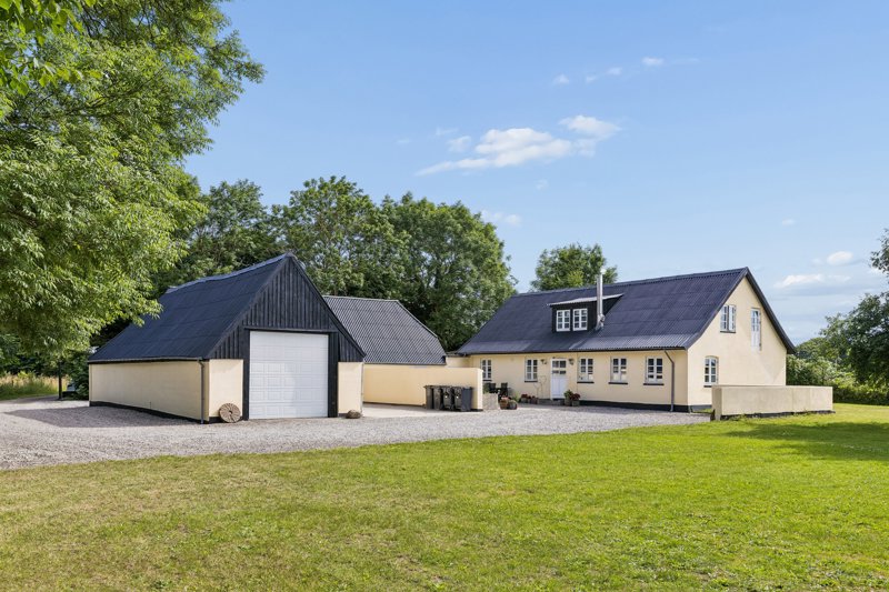 Property image number 2