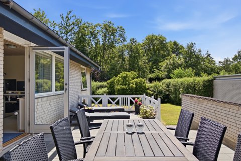 Kæmpe villa med 300 etagemeter og naturen som nærmeste nabo