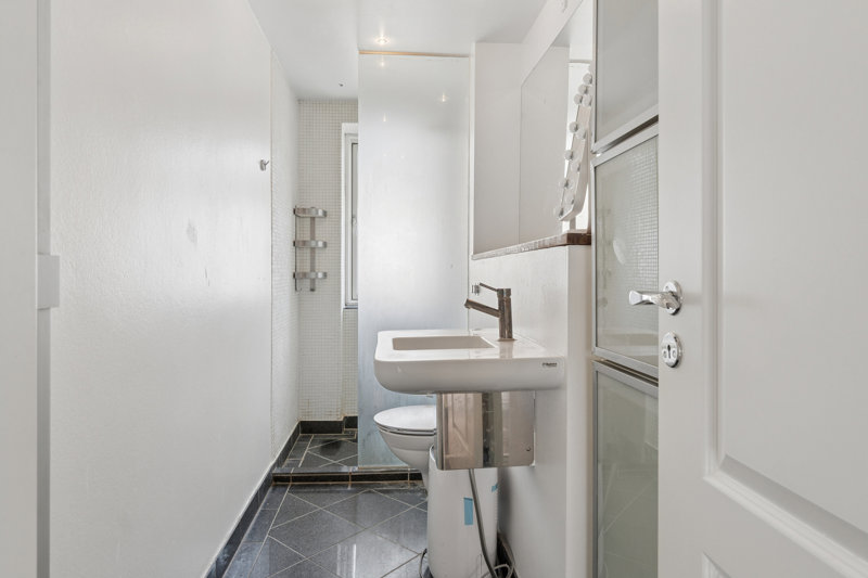 Property image number 8