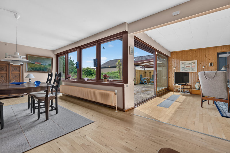 Property image number 8