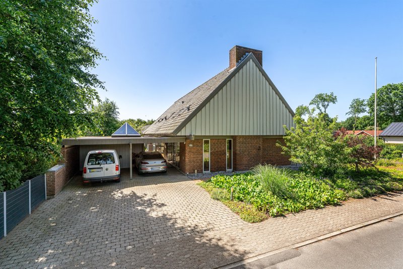 Property image number 2