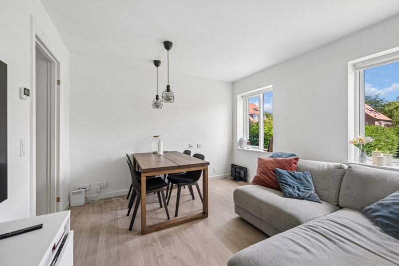 Property image number 2