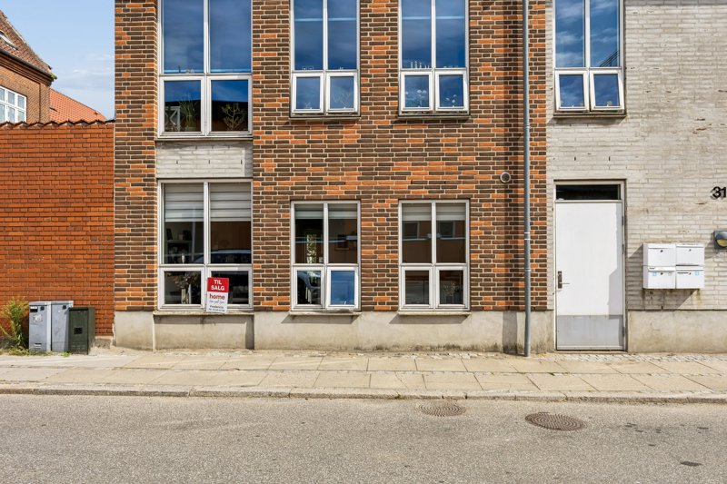 Property image number 2