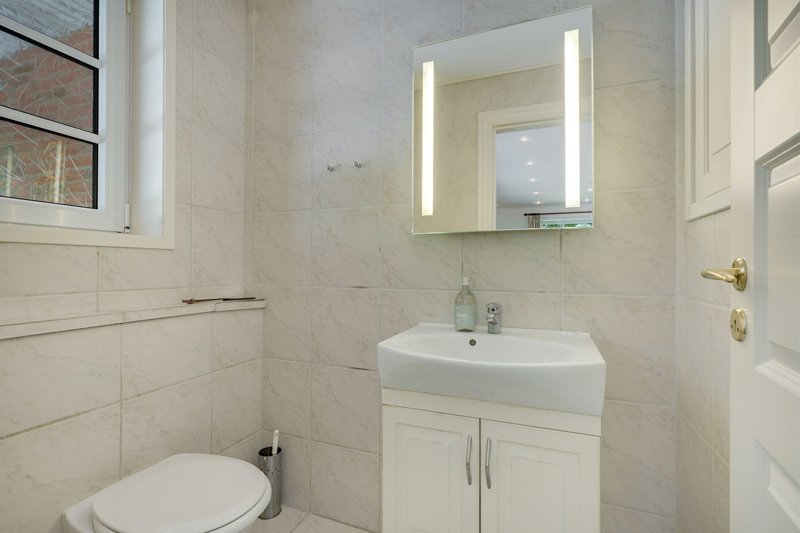 Property image number 6