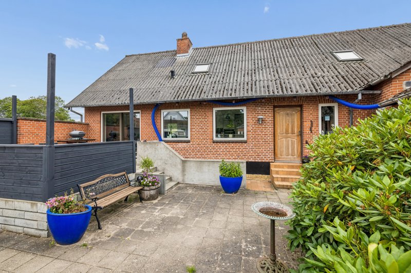 Property image number 2