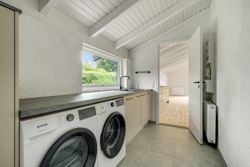 Property image number 8