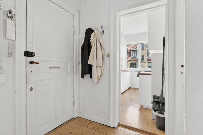 toggle-gallery-image