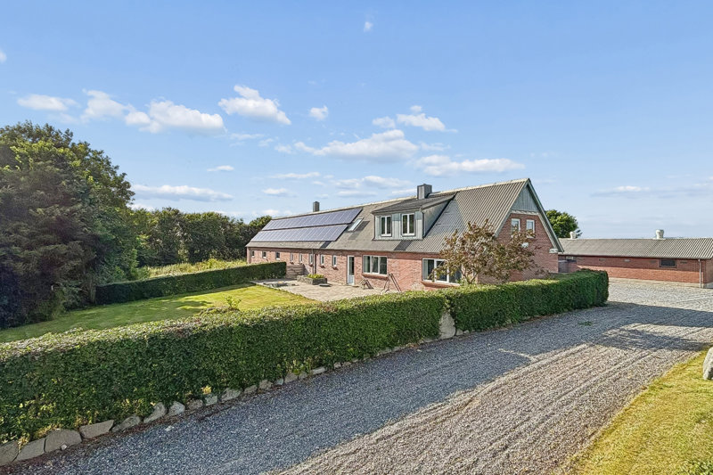 Property image number 1