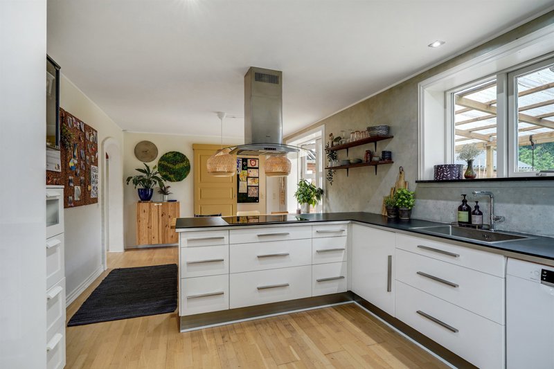 Property image number 2