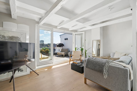 Penthouse lejlighed med unikke detaljer og stor terrasse!
