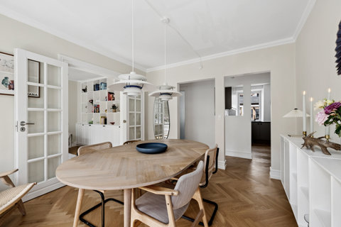 Elegant og stilfuld lejlighed på Frederiksberg C