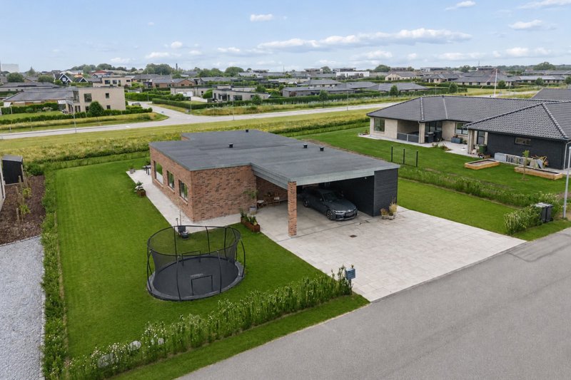 Property image number 1