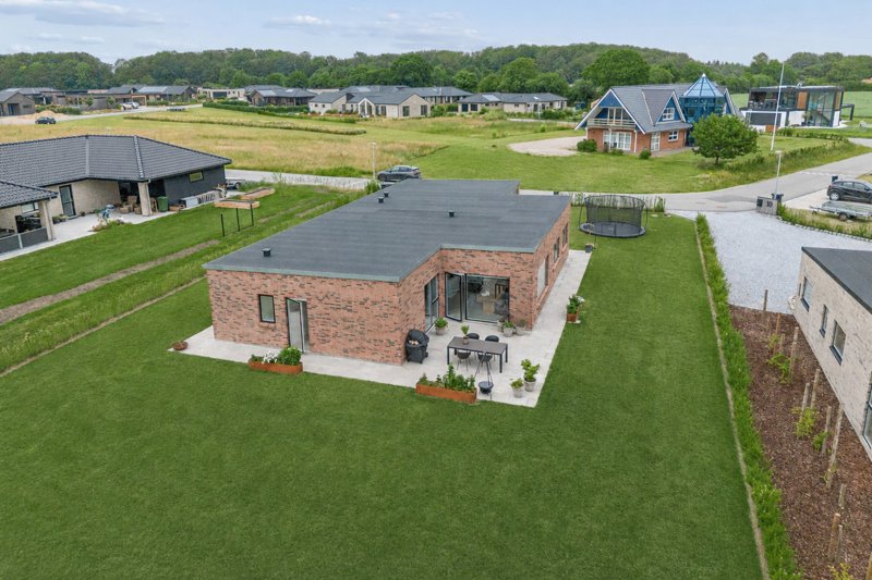 Property image number 2