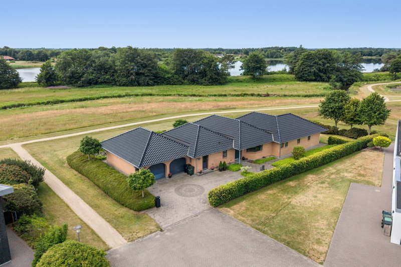 Property image number 1