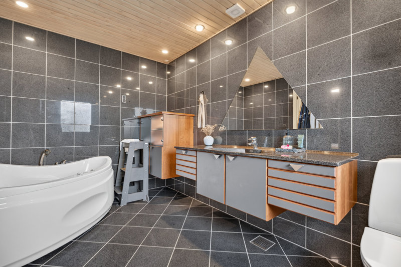 Property image number 9