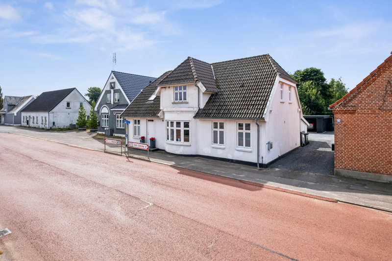 Property image number 2